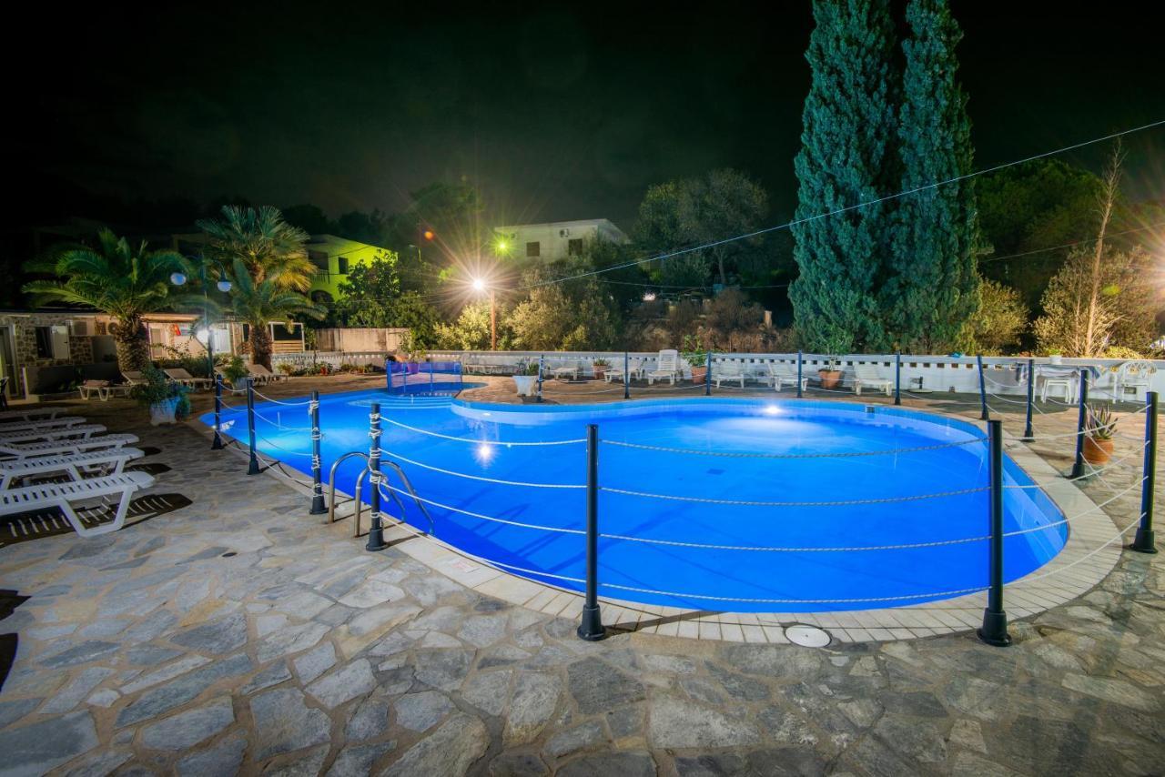 Ilias Studios Sevasti Panormos  Exteriör bild